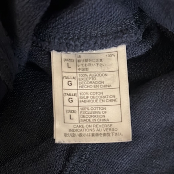 Disneyland Walt Disney Mickey Mouse navy sweatshirt L - Picture 9 of 10